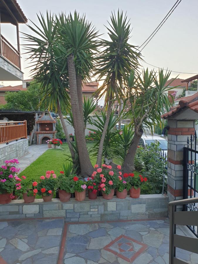 Chriselia Apartment เนอาโรดา ภายนอก รูปภาพ