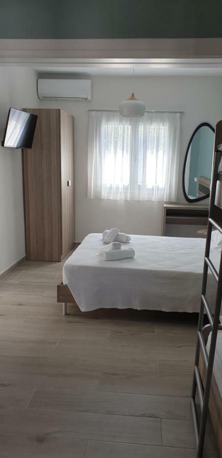 Chriselia Apartment เนอาโรดา ภายนอก รูปภาพ