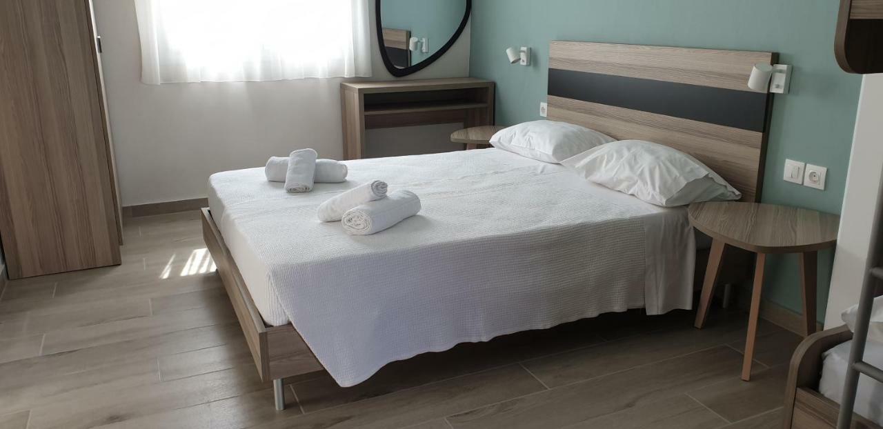 Chriselia Apartment เนอาโรดา ภายนอก รูปภาพ